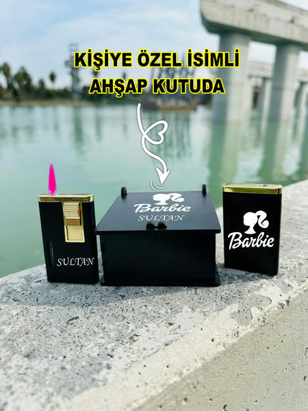 Barbie Tasarım Pembe Ateşli Gold Siyah Çakmak